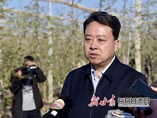 盧小亨接受全省決戰(zhàn)決勝脫貧攻堅(jiān)主題全媒體記者團(tuán)集中采訪